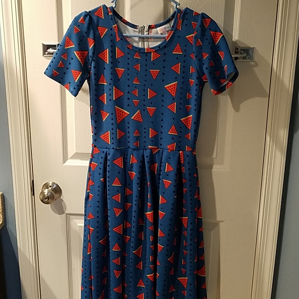Lularoe amelia